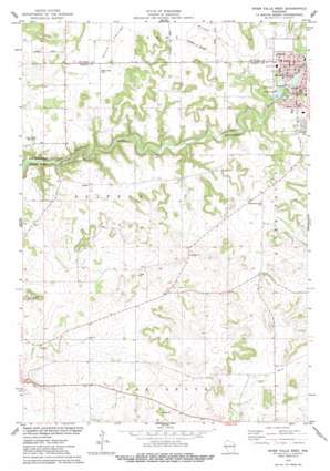 River Falls West USGS topographic map 44092g6